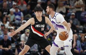 媒体人谈杨瀚森：开头菜不怕关键看到成长 中锋成长缓慢要有耐心