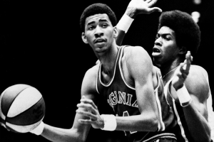 乔治-格文：30投只拿30分不能叫得分手 我12投就拿30分了